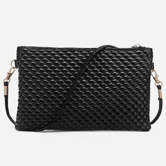 🌿Embossed shoulder Bag🌿 - Picture 2 of 4